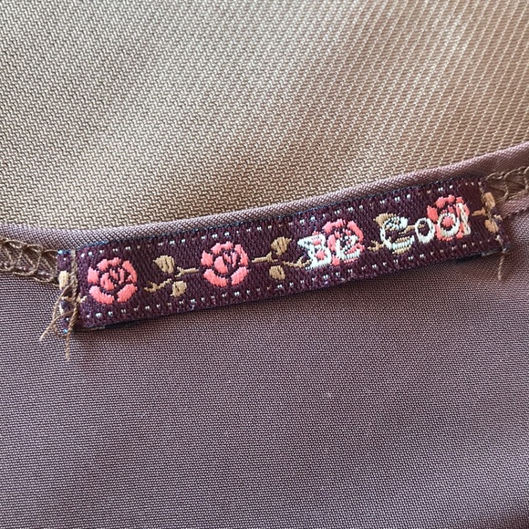 Top - Picture 4 of 6